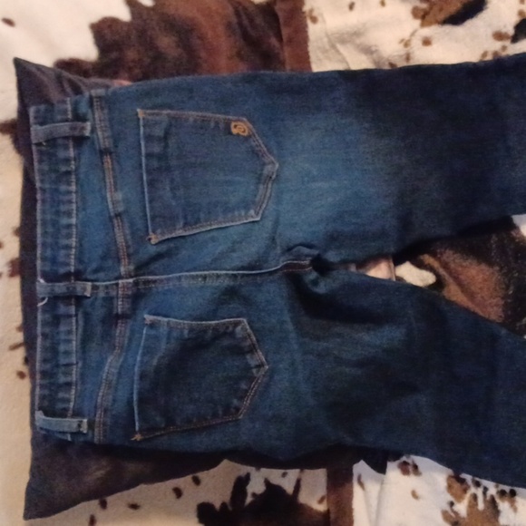 INDIGO REIN JEANS STRAIGHT SKINNY JEANS, JR. SIZE 1. FRAYED ANKLES. - Picture 6 of 9